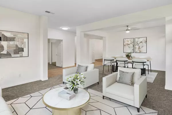 El Cajon, CA 92021,13802 Cheryl Creek Dr