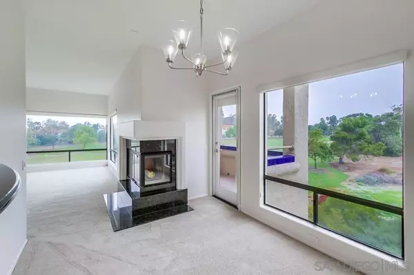 San Diego, CA 92128,12122 Royal Birkdale Row #403