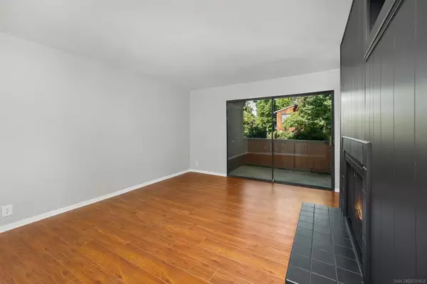 Alpine, CA 91901,2157 Arnold Way #312