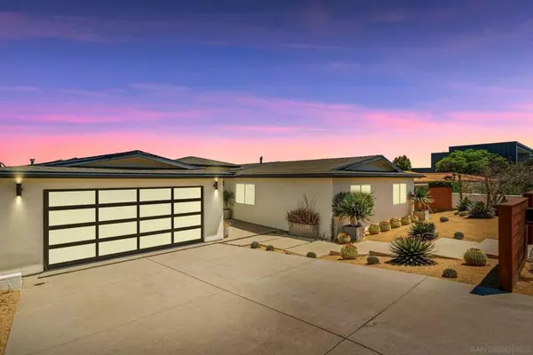 La Jolla, CA 92037,5745 Soledad Mountain Road