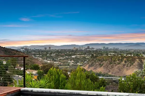 La Jolla, CA 92037,5745 Soledad Mountain Road