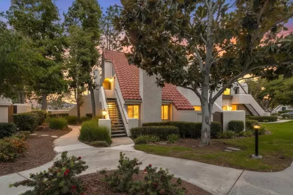 11825 Caminito Ronaldo #119, San Diego, CA 92128