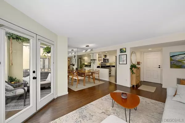 San Diego, CA 92103,1270 Cleveland Ave #F246