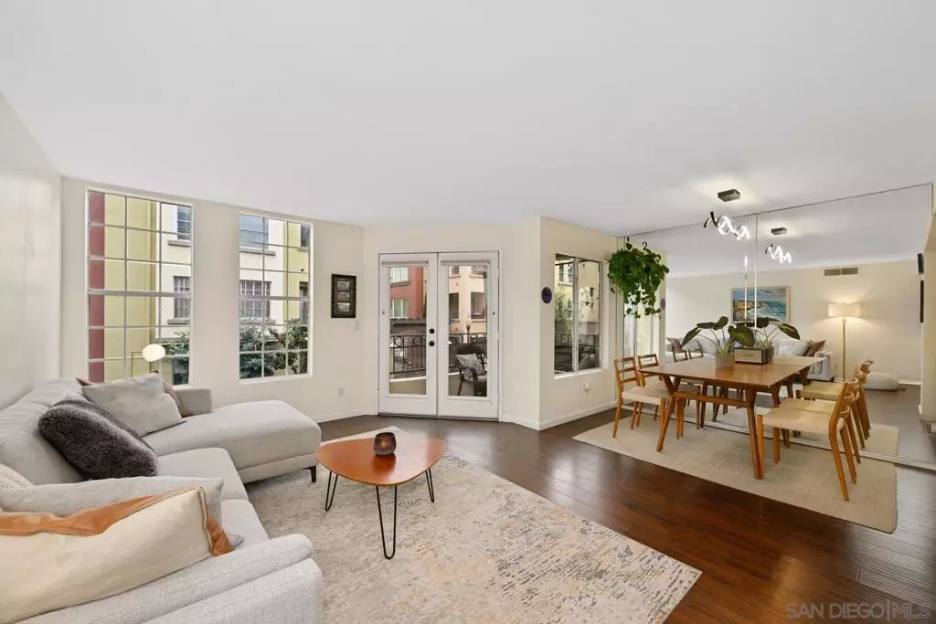 San Diego, CA 92103,1270 Cleveland Ave #F246