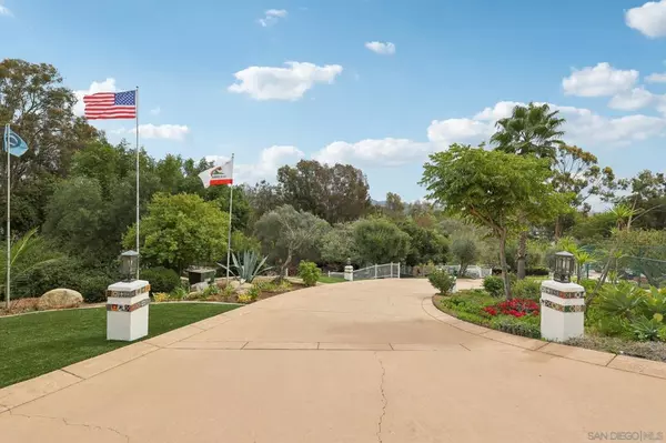 Poway, CA 92064,13371 Summit Cir