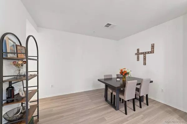 San Diego, CA 92154,5502 Sandcliff Lane #147