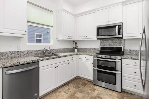 Imperial Beach, CA 91932,513 Sanderling