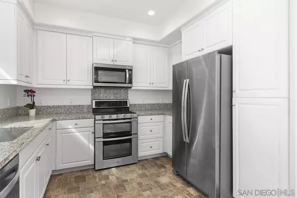 Imperial Beach, CA 91932,513 Sanderling