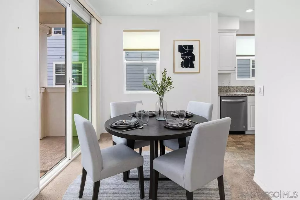 Imperial Beach, CA 91932,513 Sanderling