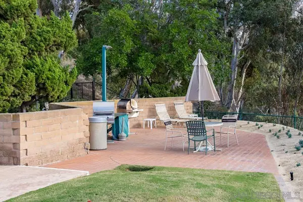 San Diego, CA 92124,11255 Tierrasanta Blvd #118