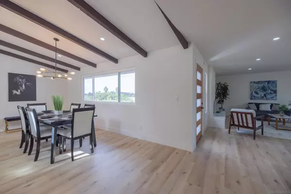 Vista, CA 92081,807 Poinsettia Ave