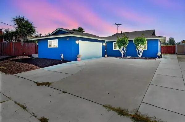 San Diego, CA 92117,3585 Gaylord Ct