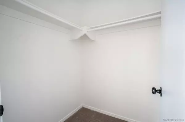 El Cajon, CA 92020,486 S Anza St