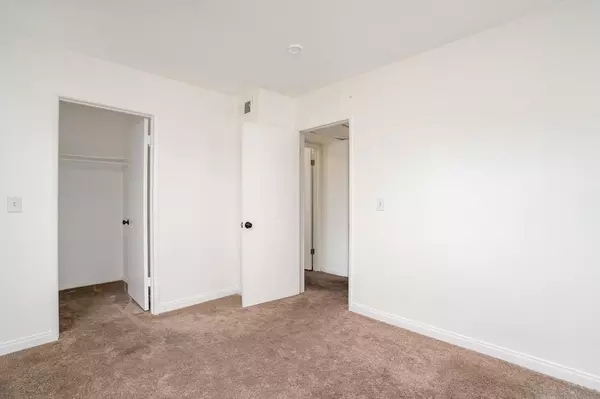 El Cajon, CA 92020,486 S Anza St
