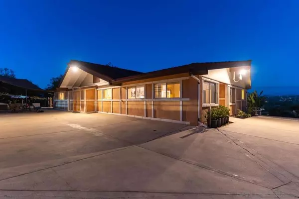 Fallbrook, CA 92028,732 Hamilton Lane