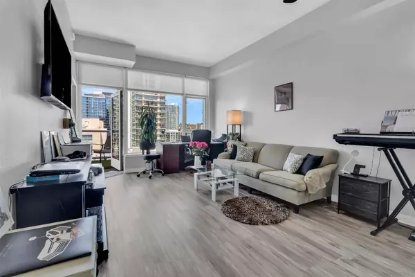 San Diego, CA 92101,427 9th Ave #1308