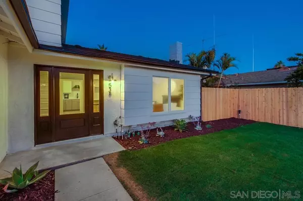 Oceanside, CA 92057,538 Luna Dr