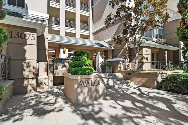 Playa Vista, CA 90094,13075 Pacific Promenade #318