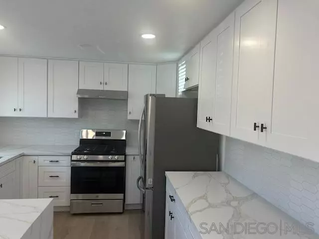 Poway, CA 92064,13520 Carriage Road