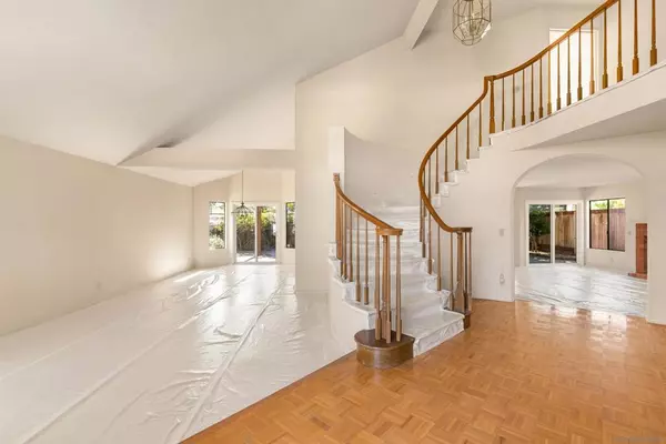 San Diego, CA 92130,3970 Santa Nella Pl