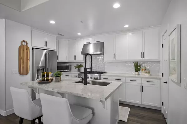 San Diego, CA 92106,2730 E Evans Rd #9