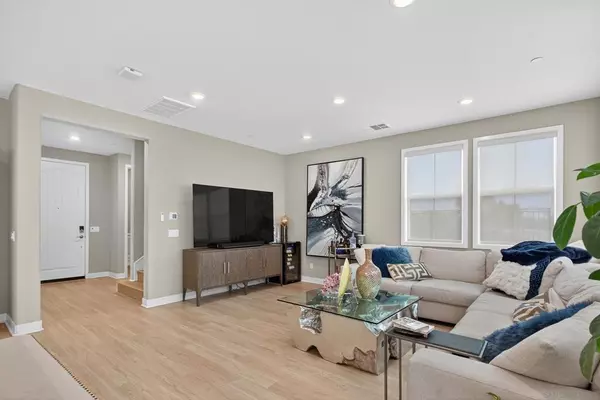 Carlsbad, CA 92011,1733 Artemisia Ct