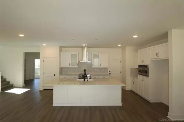 Fallbrook, CA 92028,721 Meadowood ST Lot 330 #LOT 330