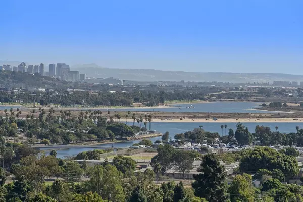 San Diego, CA 92109,2431 Wilbur Ave