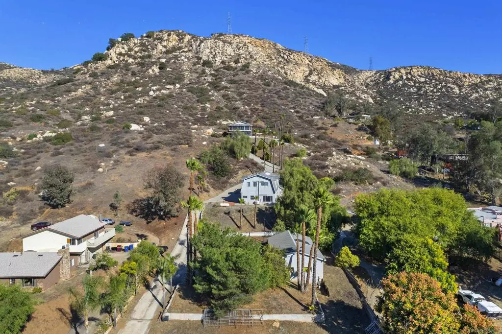 Lakeside, CA 92040,11535 Rocky Ln