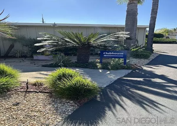 Vista, CA 92084,1501 Anza Avenue #5