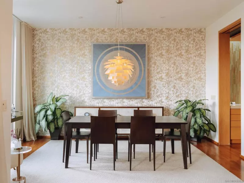 7934 Prospect Place, La Jolla, CA 92037