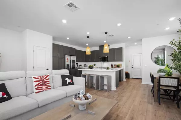 Chula Vista, CA 91911,763 Makani St #6