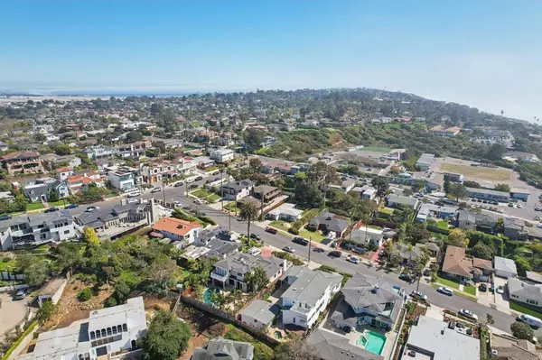 4328 PIEDMONT, San Diego, CA 92107