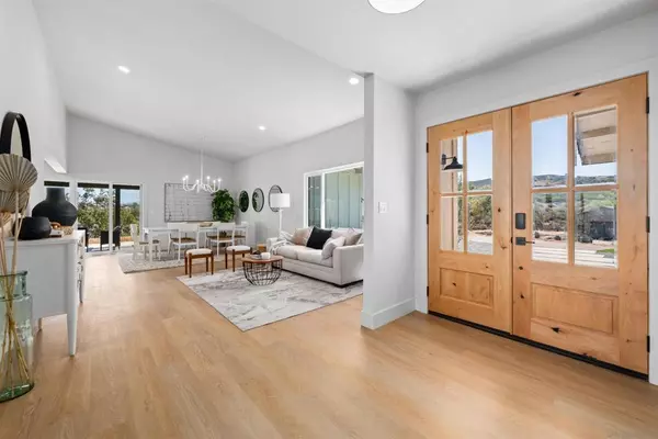 Temecula, CA 92592,37285 Avenida Bravura