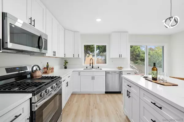 Chula Vista, CA 91911,1325 First Ave