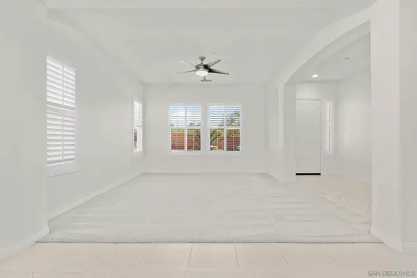 Fallbrook, CA 92028,824 Hillcrest Ter