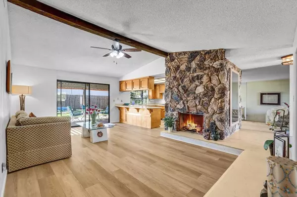 El Cajon, CA 92020,1677 Heron Ave