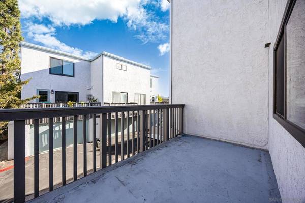 La Jolla, CA 92037,3430 Via Alicante