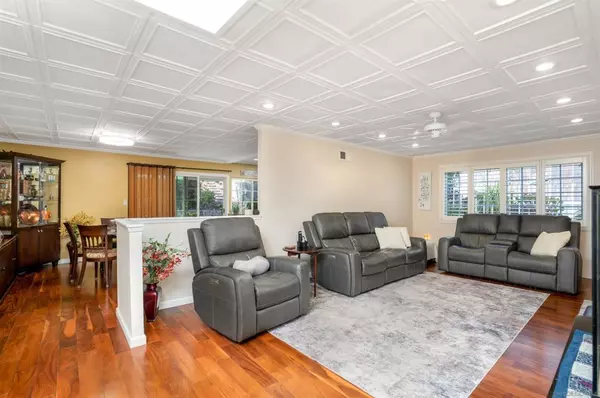 Santee, CA 92071,9972 Via Francis