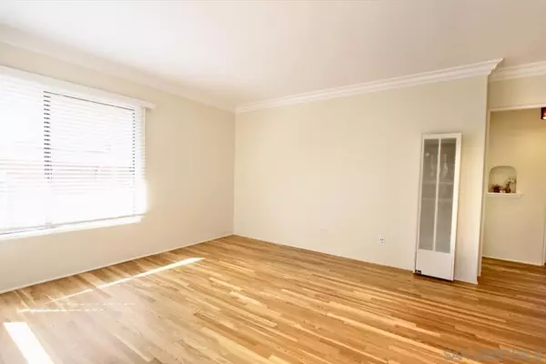 San Diego, CA 92103,3620 Park Blvd #11