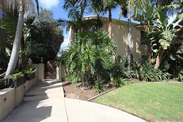 3620 Park Blvd #11, San Diego, CA 92103