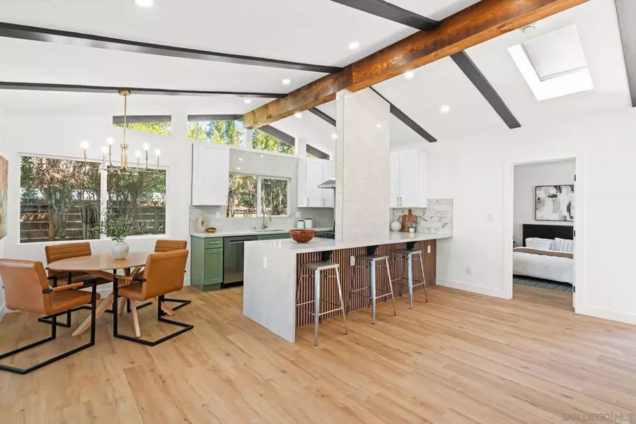 6820 Newberry St, San Diego, CA 92120