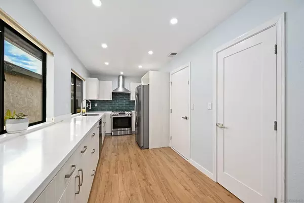 Santee, CA 92071,10314 Rochelle Ave