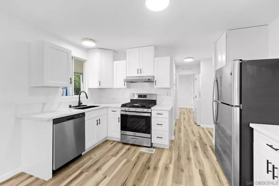 450 E Bradley Ave #18, El Cajon, CA 92021