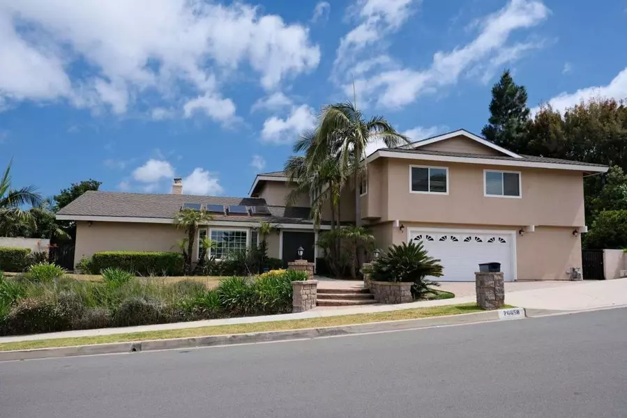 26658 Honey Creek Rd, Rancho Palos Verdes, CA 90275