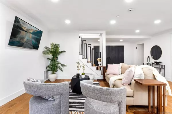 Poway, CA 92064,16021 Pomerado Rd