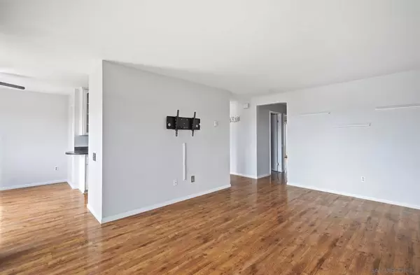 San Diego, CA 92111,6226 Caminito Andreta