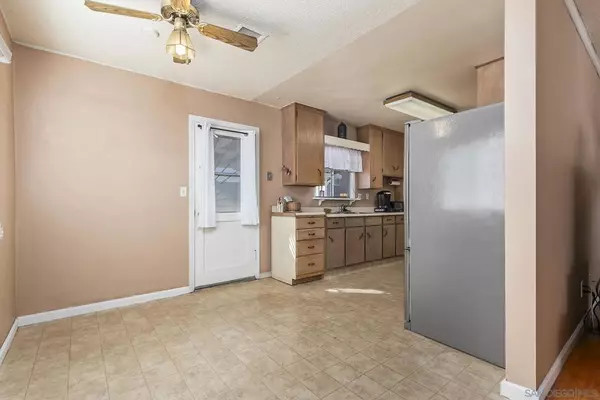 El Cajon, CA 92021,1256 TANGERINE ST