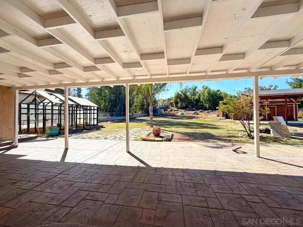 El Cajon, CA 92019,1885 EUCLID AVE