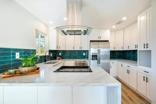 El Cajon, CA 92021,171 La Cresta Heights Rd